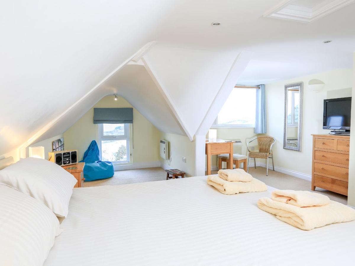 4 Lyndhurst Salcombe Exterior photo